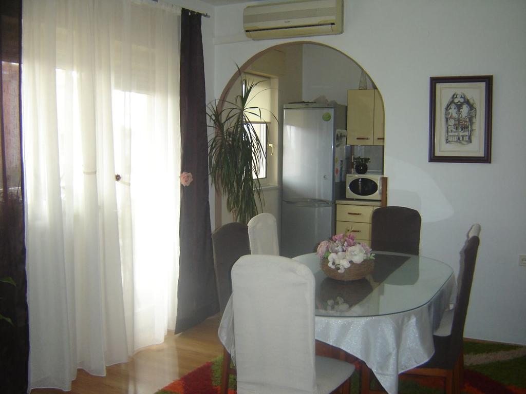 Kaštela Apartment Lala With Balcony מראה חיצוני תמונה